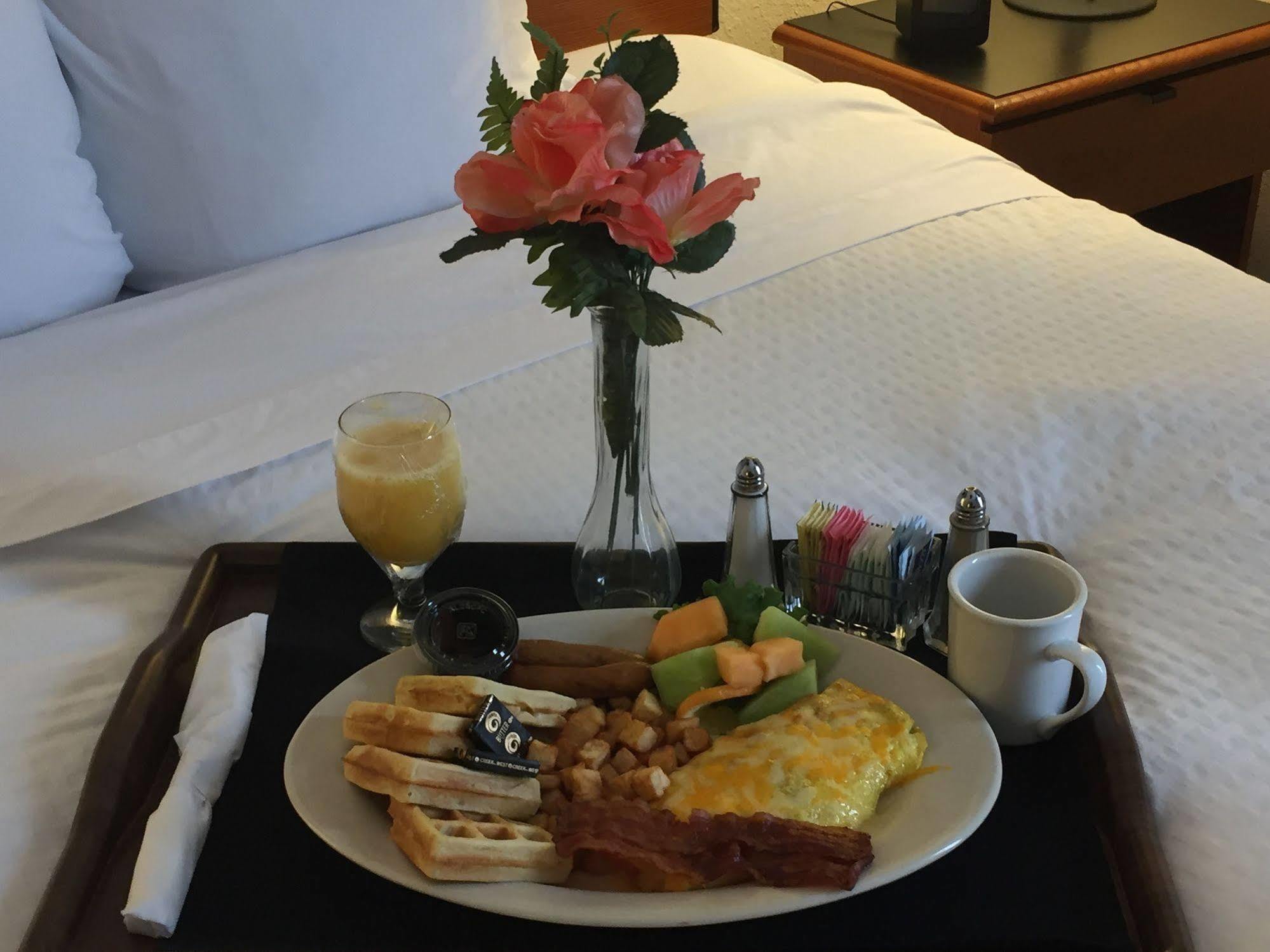 เชอราตัน ริชมอนด์ แอร์พอร์ต โฮเต็ล Hotel แซนด์สตัน ภายนอก รูปภาพ